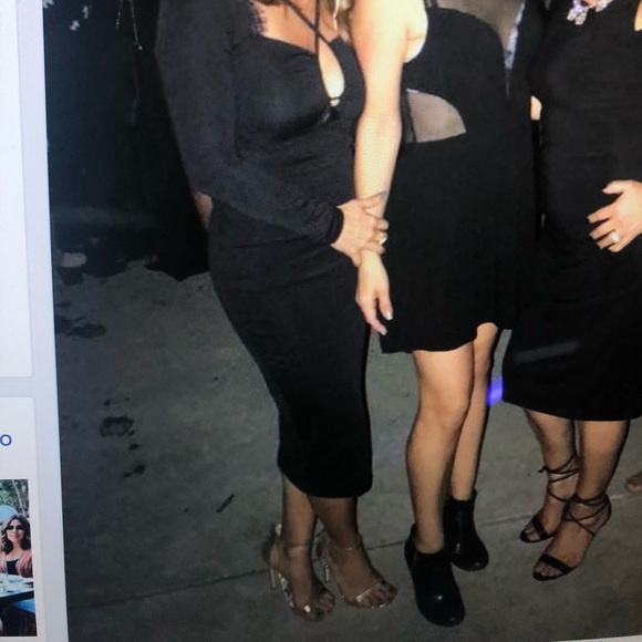 Dress - Picture 6 of 6